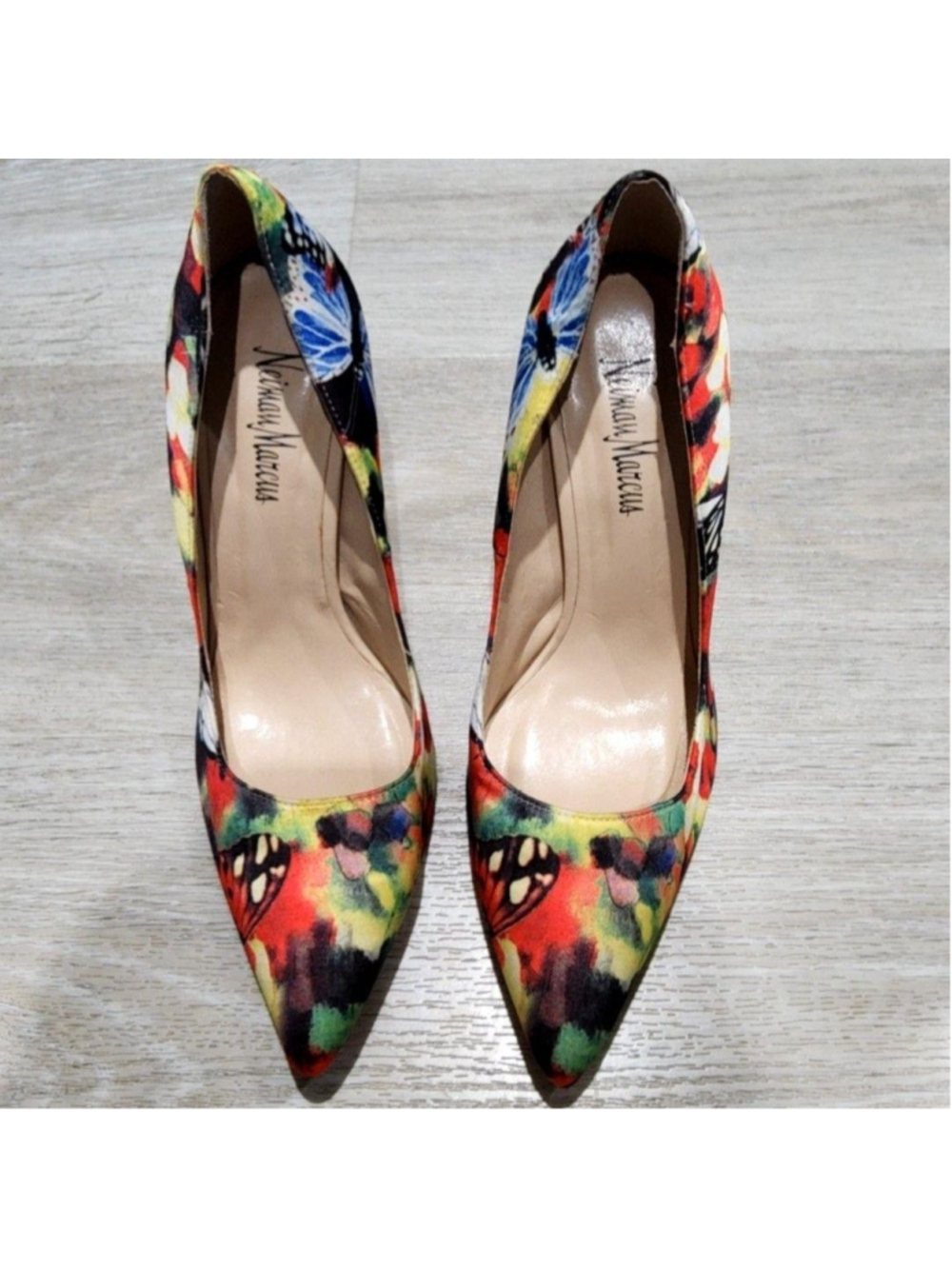 Neiman Marcus Shoes Womens 7 Multicolor Butterfly Print Pointed Toe Pumps Party - Picture 2 of 7